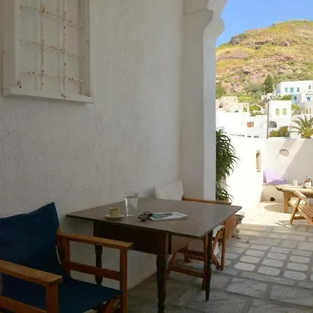 Сasa de vacaciones Mimallis Traditional Houses In Milos,taylor's House *